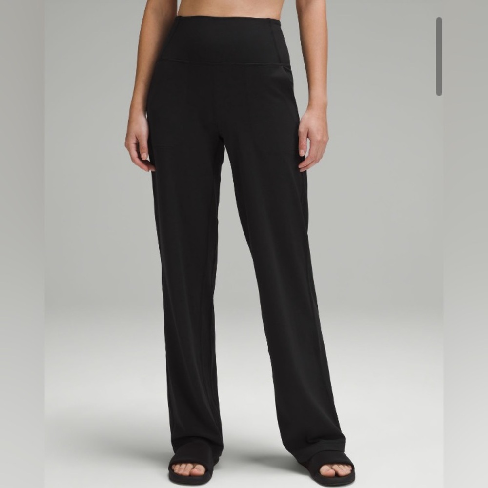 Lululemon - Align HR Wide-Leg Pant *Short